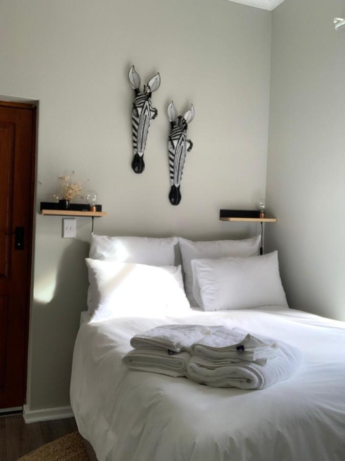 Solar Powered - Heart Of Constantia2 Apartment Cape Town Luaran gambar